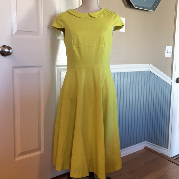 Boden Dresses & Skirts - Adorable Boden Lime green dress, size 8L